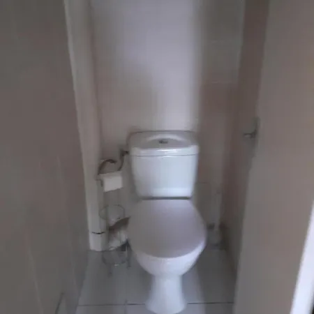 Apartment Appartement 3 Pieces Traversant Proche Tous Commerces Plages . Gare Tgv A 15 Minutes A Pieds Saint-Raphaël